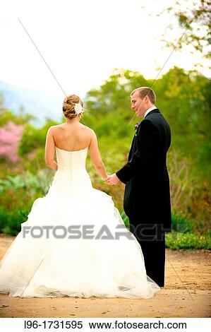 Stock Photography - 20-30, caucasian, bride & groom, wedding. Fotosearch