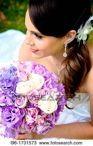 20-30, caucasian, bride, wedding View Large Photo Image Stock Image - 20-30, caucasian, bride, wedding. Fotosearch