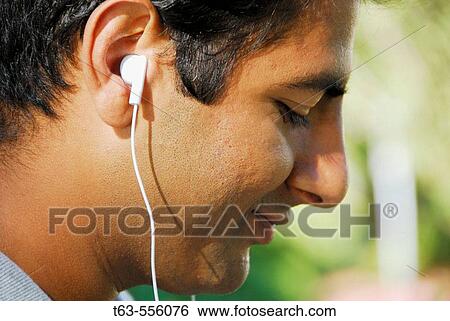 20 yr old woman leaning on hands at edge of spa View Large Photo Image Stock Photograph - 20 yr old woman leaning on hands at edge of spa. Fotosearch
