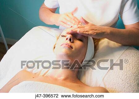 21 year old woman having a facial at the beauty therapy salon View Large Photo Image Stock Image - 21 year old woman having a facial at the beauty therapy salon. Fotosearch