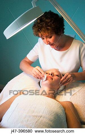 21 year old woman having a facial at the beauty therapy salon View Large Photo Image Stock Image - 21 year old woman having a facial at the beauty therapy salon. Fotosearch