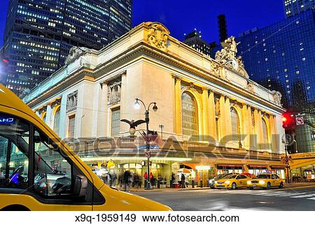 42 nd Street, Grand Central Terminal, Madison Avenue, Park Avenue, Vanderbilt Avenue, Midtown Manhattan, New York City, USA. View Large Photo Image Stock Photo - 42 nd Street, Grand Central Terminal, Madison Avenue, Park Avenue, Vanderbilt Avenue, Midtown Manhattan, New York City, USA.. Fotosearch