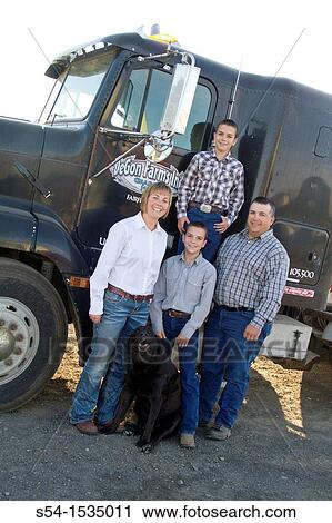 Stock Image - A farming family in Fairfield, Washington, USA. Fotosearch
