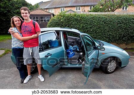 Stock Image - A University Student Preparing To Leave Home For The First Time To Go To University, Sussex, England.. Fotosearch