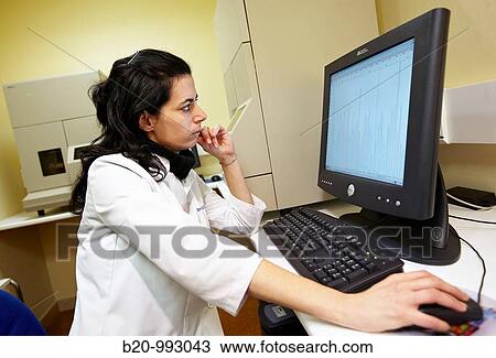 Stock Image - ABI 310 automated DNA sequencer, DNA sequencing, Laboratory of Molecular genetics. Hospital Policlinica Gipuzkoa, San Sebastian, Donostia, Euskadi, Spain. Fotosearch
