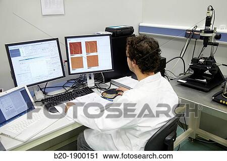 Stock Image - AFM Atomic Force Microscope, Probe microscopy laboratory, Nanomagnetism group, Focused on the development of electronic nanodevices and their impact on magnetism, spintronics, and molecular electronics. Fotosearch
