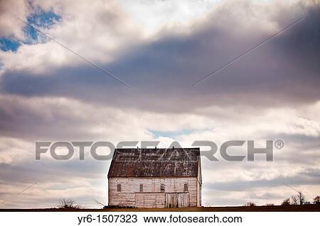 Amish barn Hinkletown, PA View Large Photo Image Stock Image - Amish barn Hinkletown, PA. Fotosearch