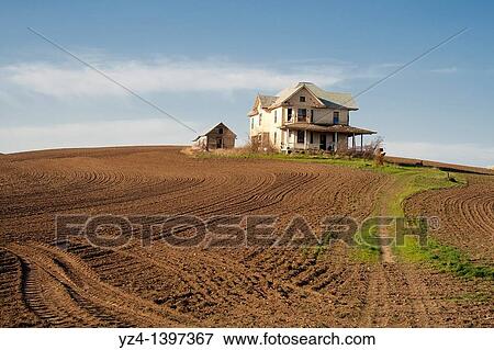 An abandoned old home near Rosalia, Washington, USA View Large Photo Image Stock Photo - An abandoned old home near Rosalia, Washington, USA. Fotosearch