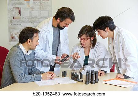 Stock Image - Analysis of causes of failure of components and systems. Technological Services to Industry. Tecnalia Research & Innovation, Donostia, San Sebastian, Gipuzkoa, Basque Country, Spain.. Fotosearch