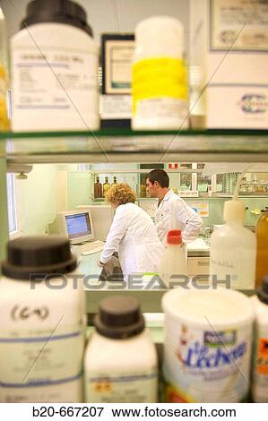 Stock Photo - Analysis of Potato Virus. Application of ELISA (Enzyme-Linked ImmunoSorbent Assay) technique. Neiker Tecnalia, Instituto de Investigaci? n y Desarrollo Agrario, Ganadero, Forestal y del Medio Natural, Arkaute, Alava, Euskadi, Spain.. Fotosearch