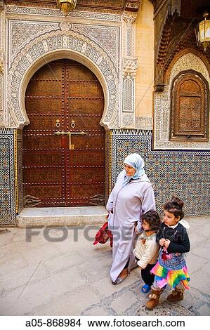 Picture - Andalusian mosque, medina, Fes el Bali, Fes, Morocco. Fotosearch