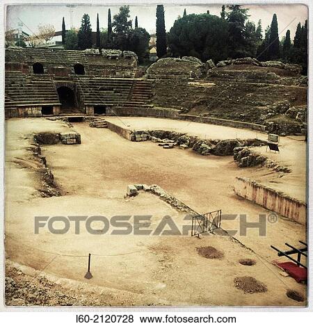 Stock Photo - Anfiteatro romano - Ruinas de la ciudad romana de Em? rita Augusta, Patrimonio de la Humanidad - Mrida - Provincia de Badajoz - Extremadura - Espaa.. Fotosearch