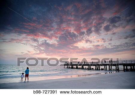 Anna Maria Pier, Anna Maria Key, Manatee County, Florida. View Large Photo Image Stock Image - Anna Maria Pier, Anna Maria Key, Manatee County, Florida.. Fotosearch