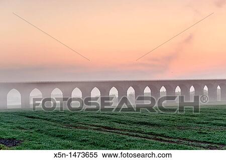 Aqueduct of Edinburgh, Scotland View Large Photo Image Stock Photography - Aqueduct of Edinburgh, Scotland. Fotosearch