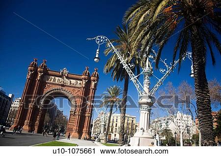Arc de Triomf, Barcelona, Catalonia, Spain View Large Photo Image Stock Image - Arc de Triomf, Barcelona, Catalonia, Spain. Fotosearch