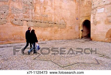 Arco de Las Pesas arc weights Near Plaza Larga Albaic? n quarter Granada, Andalucia, Spain View Large Photo Image Stock Image - Arco de Las Pesas arc weights Near Plaza Larga Albaic? n quarter Granada, Andalucia, Spain. Fotosearch