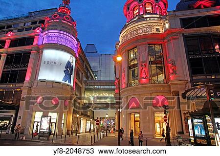Au Printemps, old department store, Boulevard Haussmann, Paris, France. View Large Photo Image Stock Image - Au Printemps, old department store, Boulevard Haussmann, Paris, France.. Fotosearch
