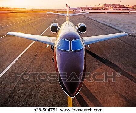 avion comercial en el aeropuerto de malaga costa del sol andalucia espaa View Large Photo Image Stock Image - avion comercial en el aeropuerto de malaga costa del sol andalucia espaa. Fotosearch
