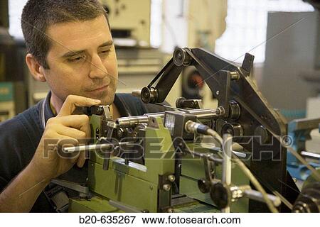 Stock Photo - Balance analysis. Talleres MYL. Spindle manufacturing and repairing. Mendaro. Gipuzkoa, Euskadi, Spain. Fotosearch