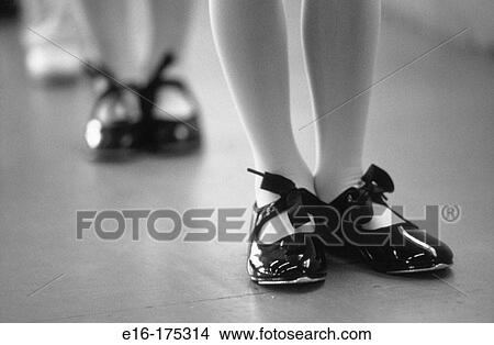 Ballet dancers View Large Photo Image Picture - Ballet dancers. Fotosearch