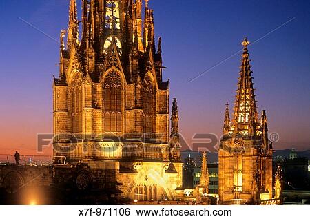 Barcelona: Gothic cathedral Detail of the roof View Large Photo Image Stock Photograph - Barcelona: Gothic cathedral Detail of the roof. Fotosearch
