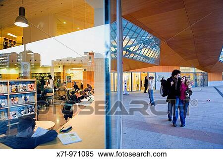 Barcelona: Jaume Fuster Library In Lesseps square View Large Photo Image Stock Photography - Barcelona: Jaume Fuster Library In Lesseps square. Fotosearch