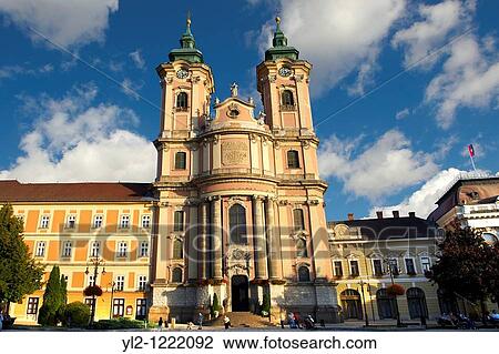 Baroque Minorite church Minorita Templon Dobo square Eger Hungary View Large Photo Image Stock Image - Baroque Minorite church Minorita Templon Dobo square Eger Hungary. Fotosearch