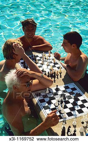 Bathers playing chess at Sz? chenyi Spa Budapest Hungary View Large Photo Image Stock Image - Bathers playing chess at Sz? chenyi Spa Budapest Hungary. Fotosearch
