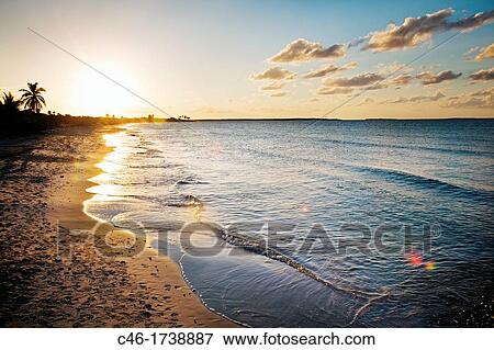 Beach, Cayo Ensenachos, near Cayo Santa Maria, Cayerias del Norte, Cuba. View Large Photo Image Stock Photo - Beach, Cayo Ensenachos, near Cayo Santa Maria, Cayerias del Norte, Cuba.. Fotosearch