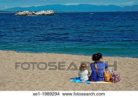 beach, L? Escala, Catalonia, Spain View Large Photo Image Picture - beach, L? Escala, Catalonia, Spain. Fotosearch