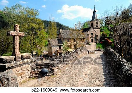 Belcastel, Aveyron, Midi-Pyr? n? es, France View Large Photo Image Stock Photo - Belcastel, Aveyron, Midi-Pyr? n? es, France. Fotosearch