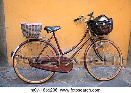 Stock Photograph - Bicycle Lucca, Tuscany, Italy, Europe. Fotosearch