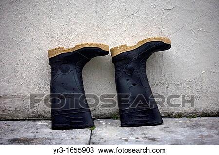 Boots dry outside a shelter in El Triunfo Biosphere Reserve in the Sierra Madre mountains, Chiapas state, Mexico View Large Photo Image Stock Image - Boots dry outside a shelter in El Triunfo Biosphere Reserve in the Sierra Madre mountains, Chiapas state, Mexico. Fotosearch