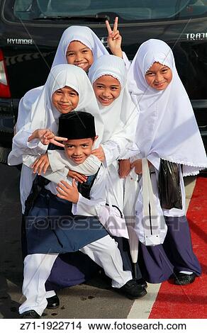 Brunei, Bandar Seri Begawan, schoolchildren, View Large Photo Image Picture - Brunei, Bandar Seri Begawan, schoolchildren,. Fotosearch
