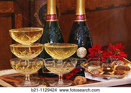 ? Brut? wine at Ch? teau La Courtiade near La R? ole, in the Bordeaux wine district, Gironde, Aquitaine, France View Large Photo Image Picture - ? Brut? wine at Ch? teau La Courtiade near La R? ole, in the Bordeaux wine district, Gironde, Aquitaine, France. Fotosearch