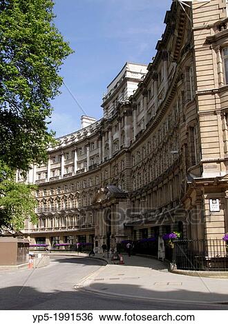 Stock Photograph - Buildings at Finsbury Circus London.. Fotosearch