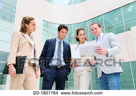 Picture - Business people. Fotosearch