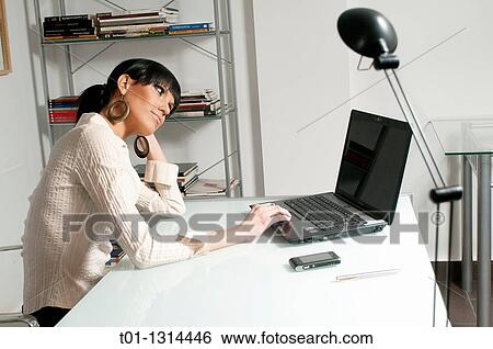 Stock Photograph - Business woman. Fotosearch