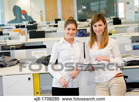 Stock Photography - Businesswomen. Fotosearch