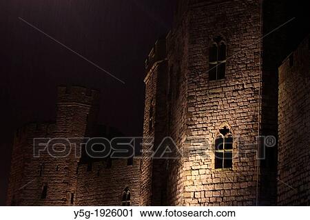caernarfon castle at night in wales, great britaain, uk View Large Photo Image Stock Image - caernarfon castle at night in wales, great britaain, uk. Fotosearch