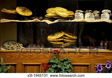 Cake shop. Barcelona. Catalunya. Spain View Large Photo Image Stock Image - Cake shop. Barcelona. Catalunya. Spain. Fotosearch