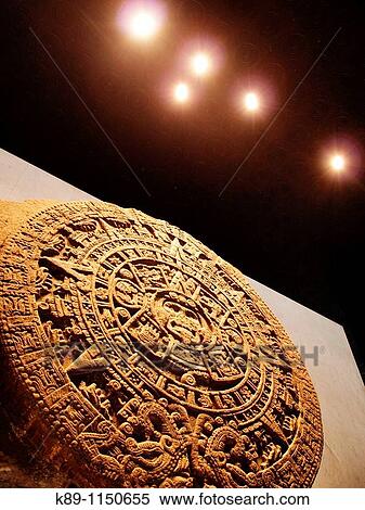 Calendario Azteca o Piedra del Sol. Museo Nacional de Antropologia. Ciudad de Mexico View Large Photo Image Stock Photography - Calendario Azteca o Piedra del Sol. Museo Nacional de Antropologia. Ciudad de Mexico. Fotosearch