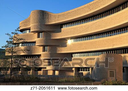 Stock Image - Canada, Quebec, Gatineau, Canadian Museum of Civilization,.. Fotosearch
