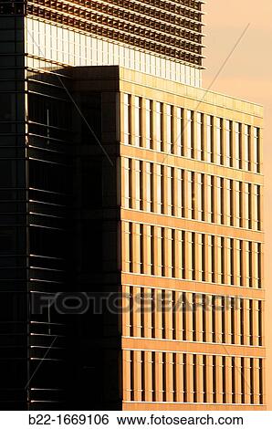 Stock Photograph - Canary Wharf, business and banking district, London, England, United Kingdom.. Fotosearch