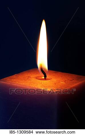 Picture - Candle. Fotosearch