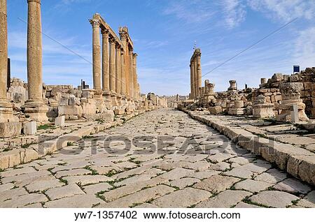 Cardo Maximus column street in Jerash, Jordan View Large Photo Image Stock Image - Cardo Maximus column street in Jerash, Jordan. Fotosearch