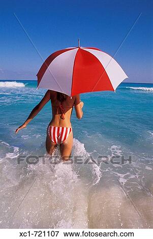 Stock Photo - Caribbean Sea, Cancun, Mexico. Fotosearch