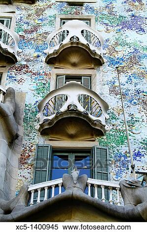 Casa Batllo, Passeig de Gracia, Barcelona, Catalonia, Spain View Large Photo Image Stock Photography - Casa Batllo, Passeig de Gracia, Barcelona, Catalonia, Spain. Fotosearch