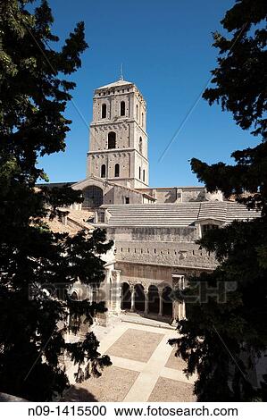 Stock Image - Cathedral of St Trophimus in Arles, France. Fotosearch