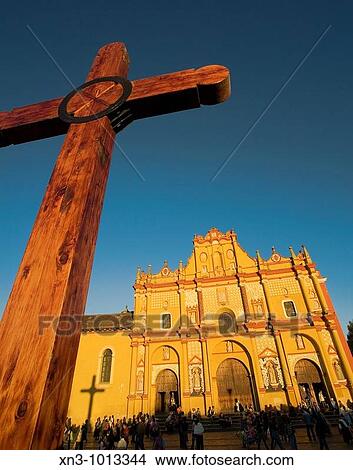 Picture - Cathedral. San Crist? bal de las Casas. Chiapas. Mexico.. Fotosearch